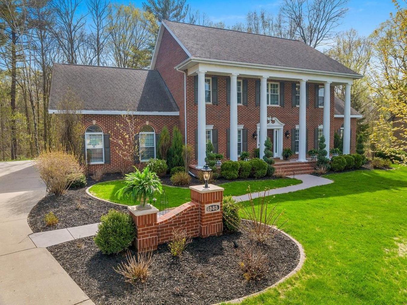 GREEN BAY, BROWN, 54311, United States, 4 Bedrooms Bedrooms, ,3 BathroomsBathrooms,Residential,For Sale,2044923