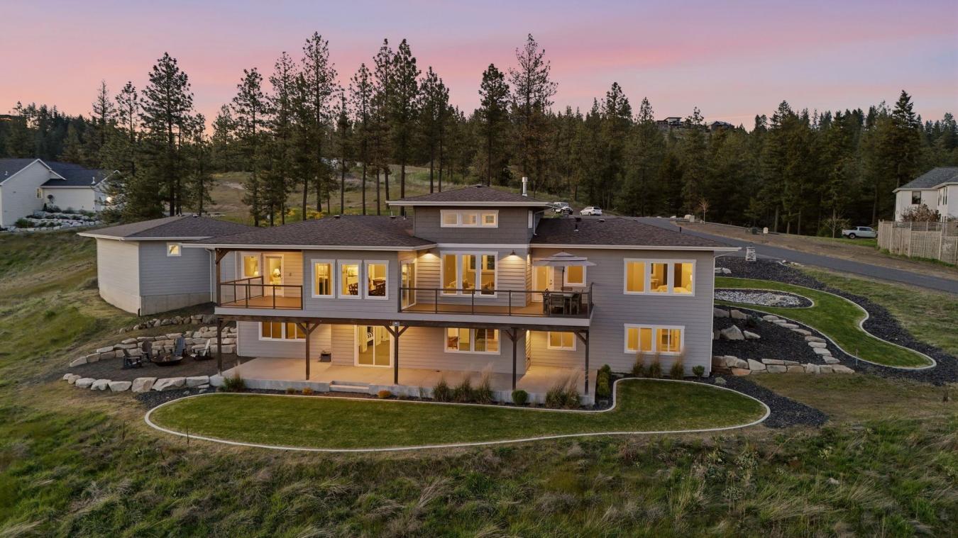 Spokane, Spokane, 99208, United States, 4 Bedrooms Bedrooms, ,3 BathroomsBathrooms,Residential,For Sale,2044912
