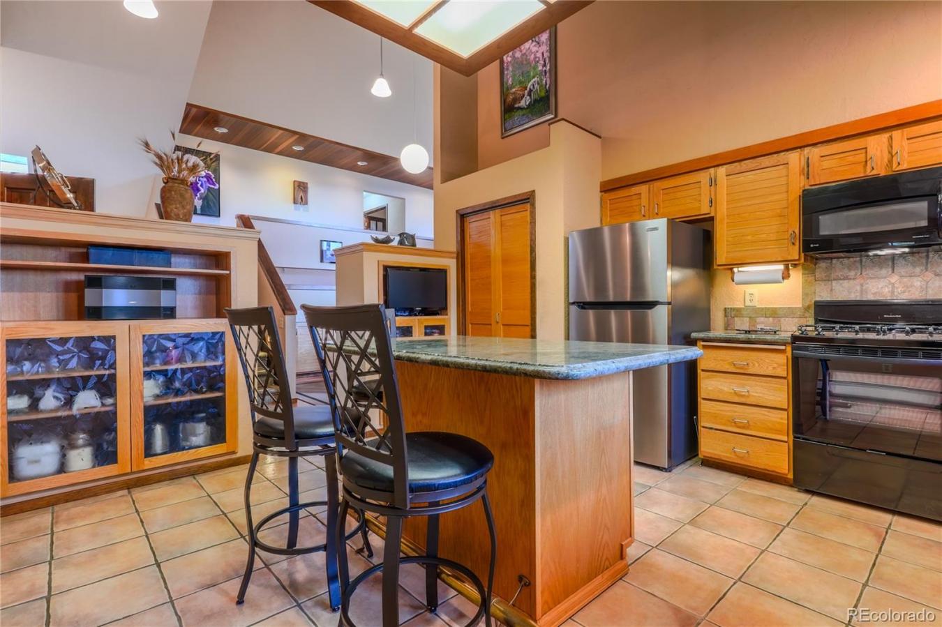 Boulder, Boulder, 80302, United States, 3 Bedrooms Bedrooms, ,3 BathroomsBathrooms,Residential,For Sale,2044910