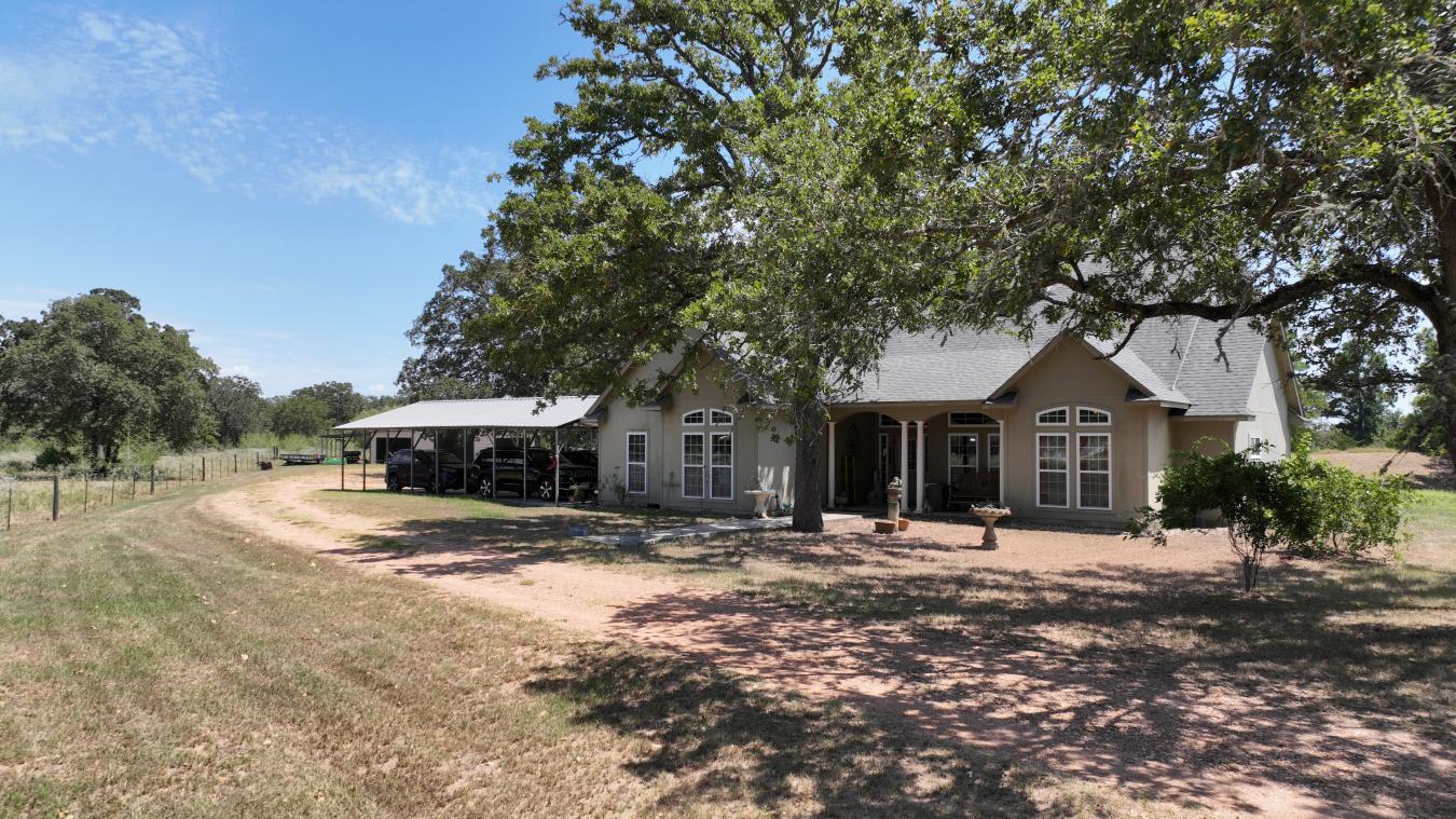 Smithville, Bastrop, 78957, United States, 3 Bedrooms Bedrooms, ,2 BathroomsBathrooms,Residential,For Sale,2044914