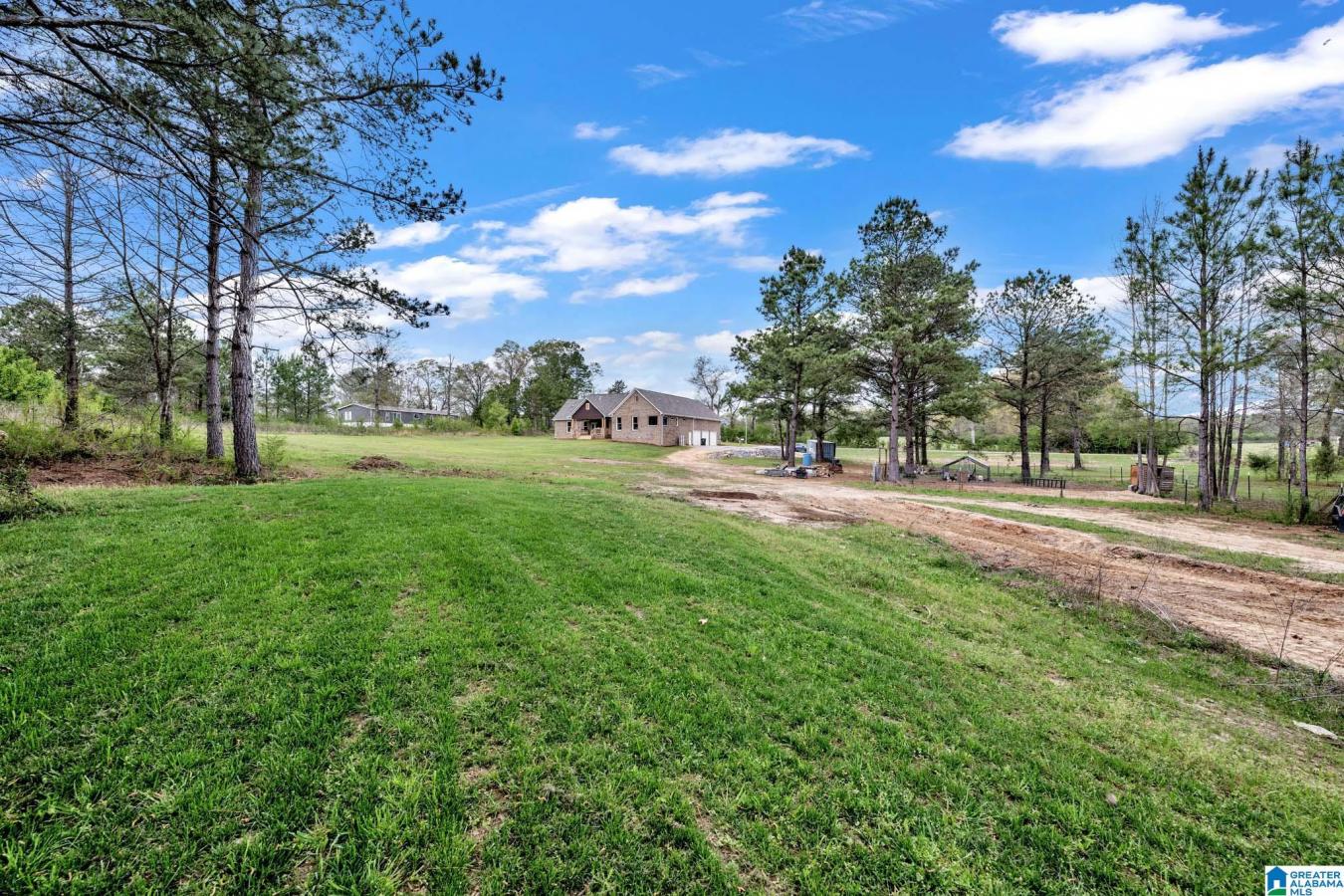 MONTEVALLO, Chilton, 35040, United States, 3 Bedrooms Bedrooms, ,2 BathroomsBathrooms,Residential,For Sale,2044915