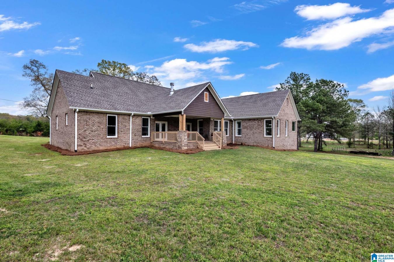 MONTEVALLO, Chilton, 35040, United States, 3 Bedrooms Bedrooms, ,2 BathroomsBathrooms,Residential,For Sale,2044915