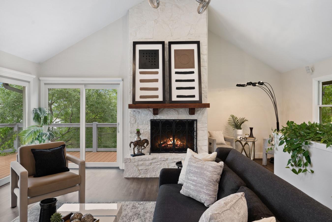 Spicewood, Travis, 78669, United States, 3 Bedrooms Bedrooms, ,2 BathroomsBathrooms,Residential,For Sale,2044907