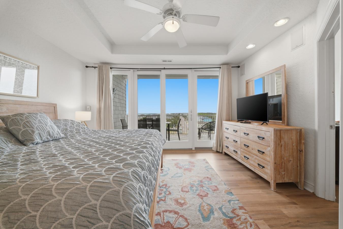 Virginia Beach, Virginia, 23456, United States, 4 Bedrooms Bedrooms, ,3 BathroomsBathrooms,Residential,For Sale,2044906
