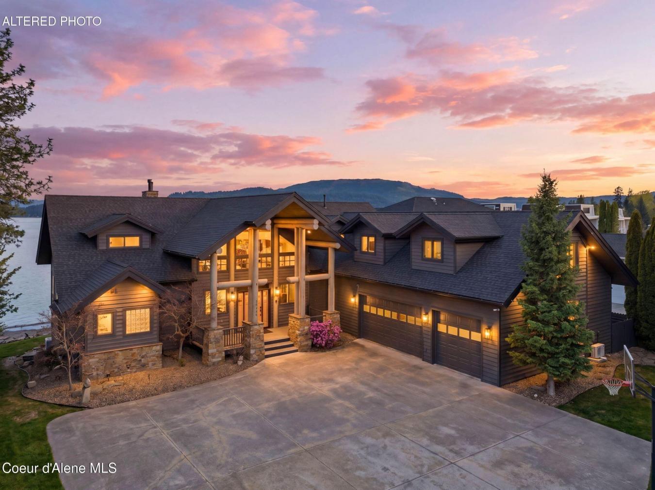 Sandpoint, Bonner, 83864, United States, 6 Bedrooms Bedrooms, ,2 BathroomsBathrooms,Residential,For Sale,2044904