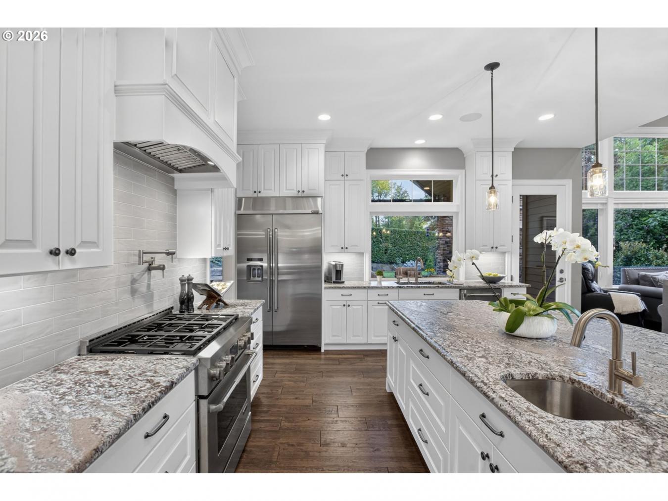 LakeOswego, Clackamas, 97034, United States, 4 Bedrooms Bedrooms, ,2 BathroomsBathrooms,Residential,For Sale,2044903