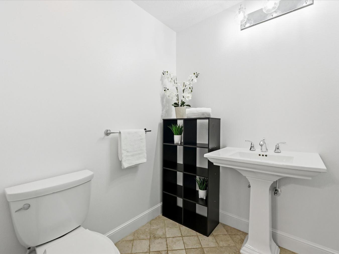 Winter Park, Orange, 32792, United States, 4 Bedrooms Bedrooms, ,1 BathroomBathrooms,Residential,For Sale,2044905