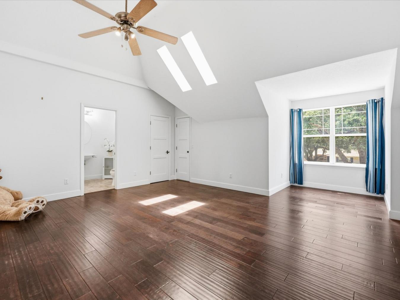 Winter Park, Orange, 32792, United States, 4 Bedrooms Bedrooms, ,1 BathroomBathrooms,Residential,For Sale,2044905