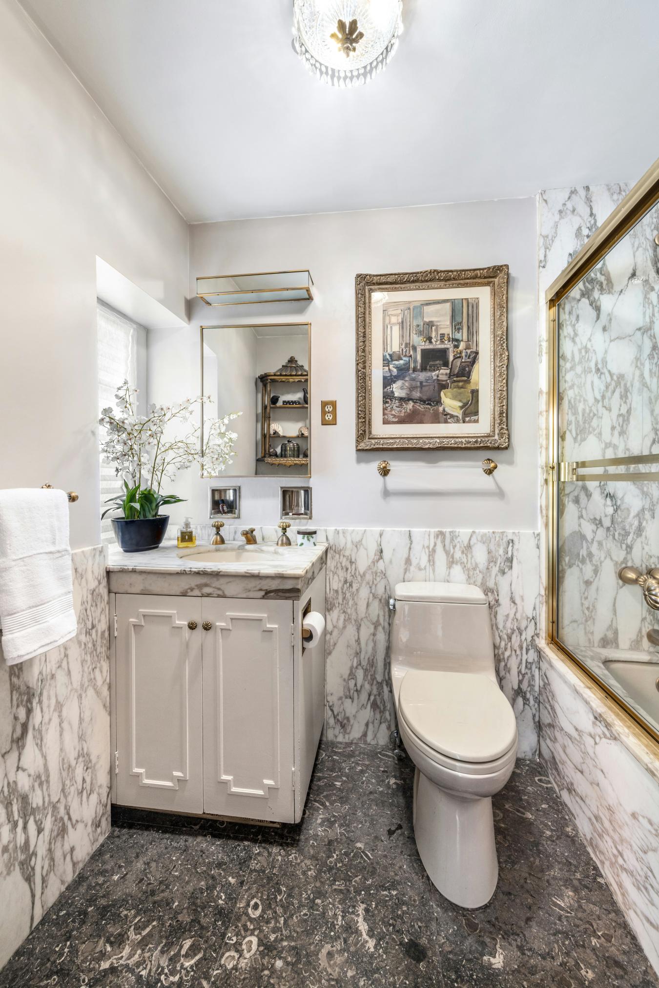 New York, New York, 10021, United States, 3 Bedrooms Bedrooms, ,5 BathroomsBathrooms,Residential,For Sale,2044897