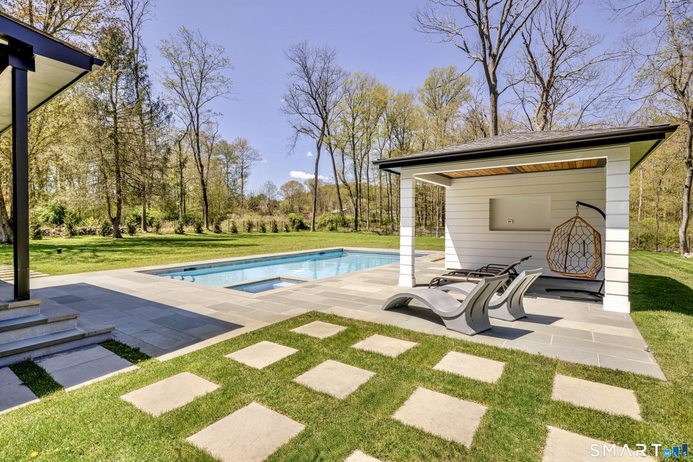 Easton, Connecticut, 06612, United States, 5 Bedrooms Bedrooms, ,6 BathroomsBathrooms,Residential,For Sale,2044894