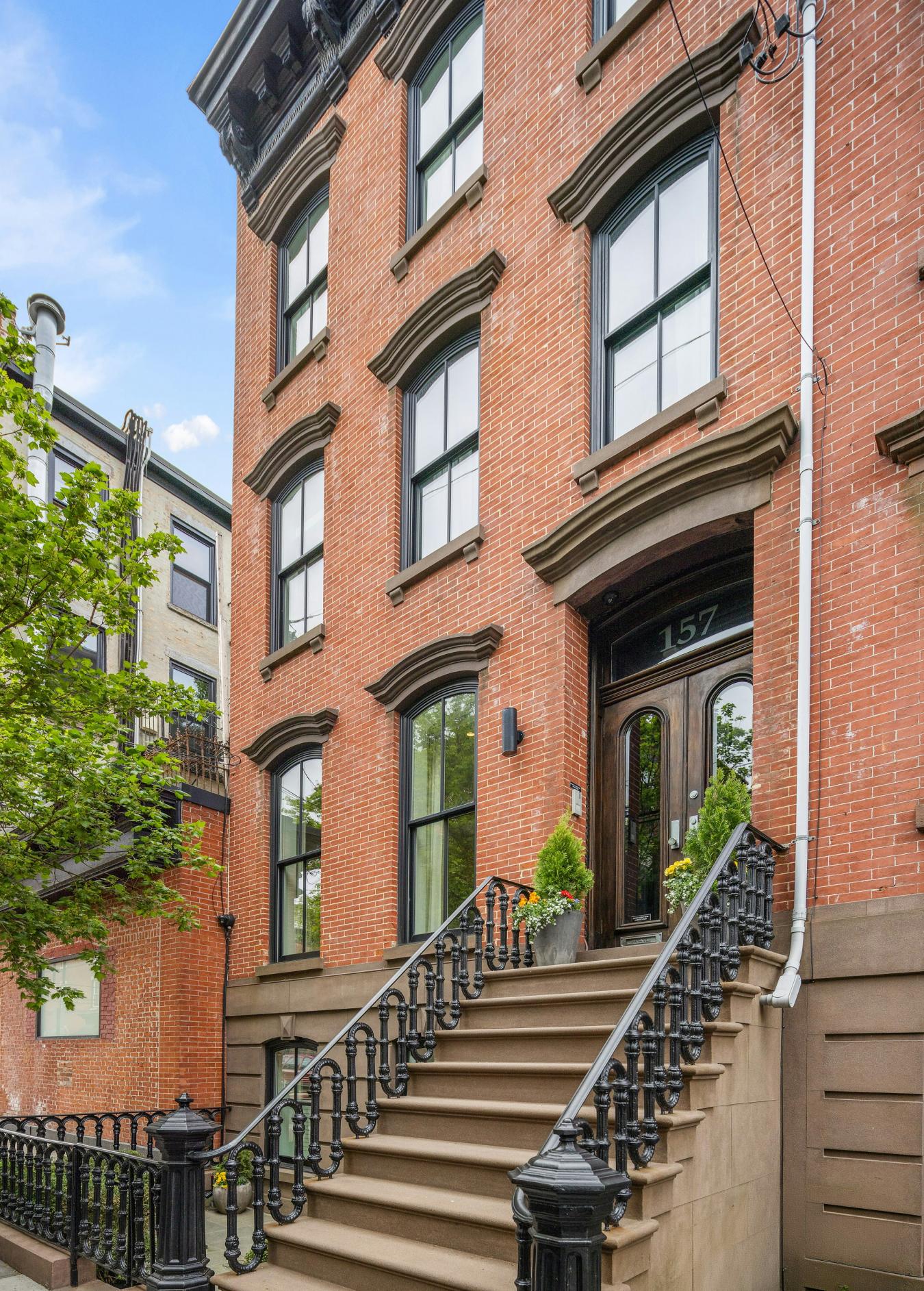 Hoboken, New Jersey, 07030, United States, 5 Bedrooms Bedrooms, ,3 BathroomsBathrooms,Residential,For Sale,2044896