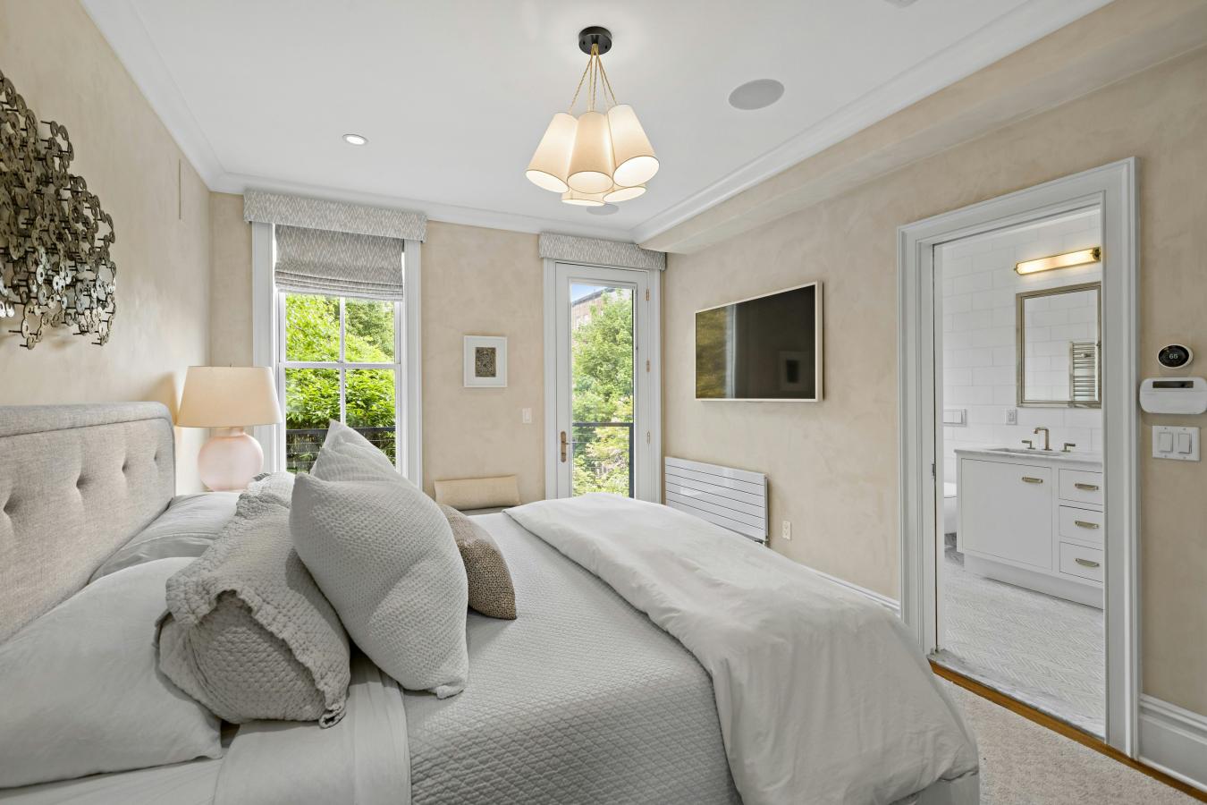 Hoboken, New Jersey, 07030, United States, 5 Bedrooms Bedrooms, ,3 BathroomsBathrooms,Residential,For Sale,2044896