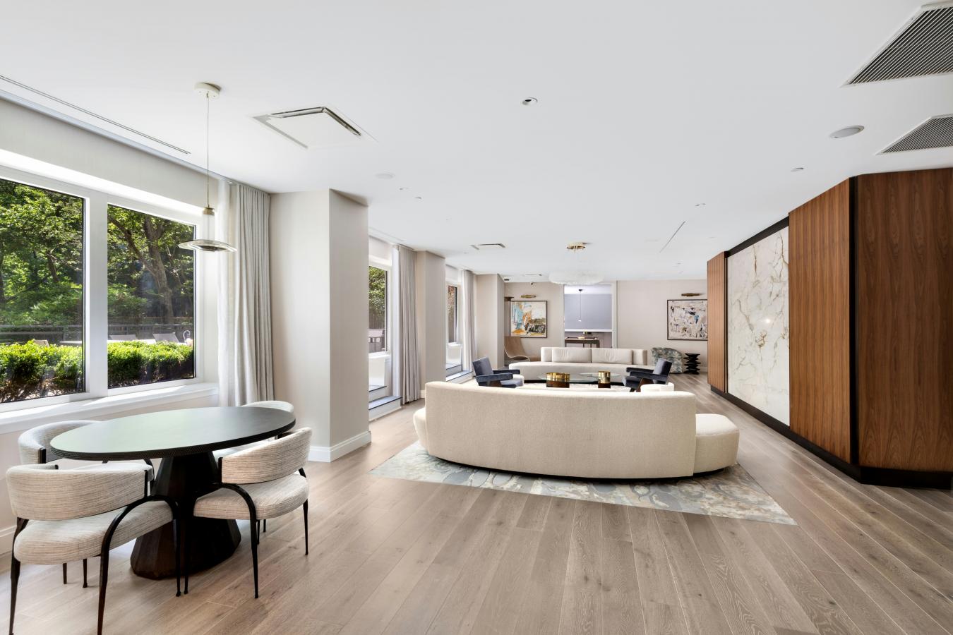 New York, New York, 10023, United States, 3 Bedrooms Bedrooms, ,2 BathroomsBathrooms,Residential,For Sale,2044892