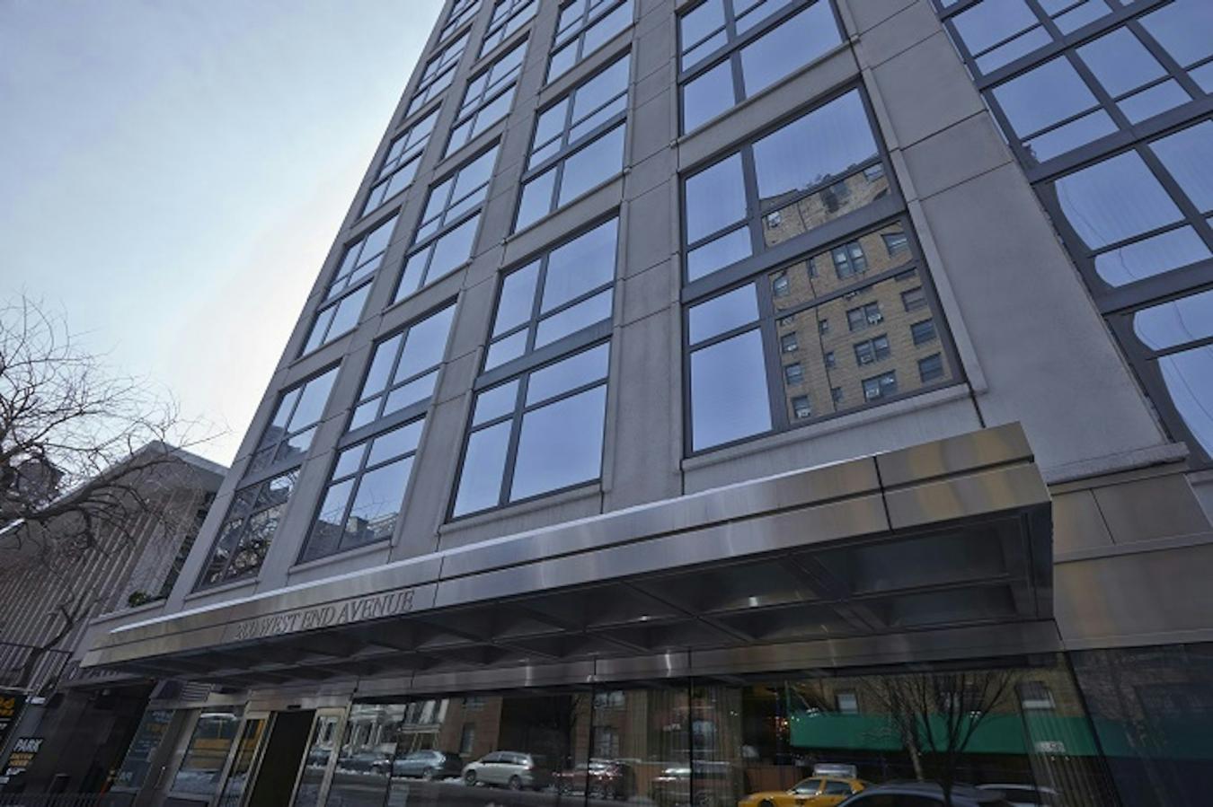 New York, New York, 10023, United States, 3 Bedrooms Bedrooms, ,2 BathroomsBathrooms,Residential,For Sale,2044892