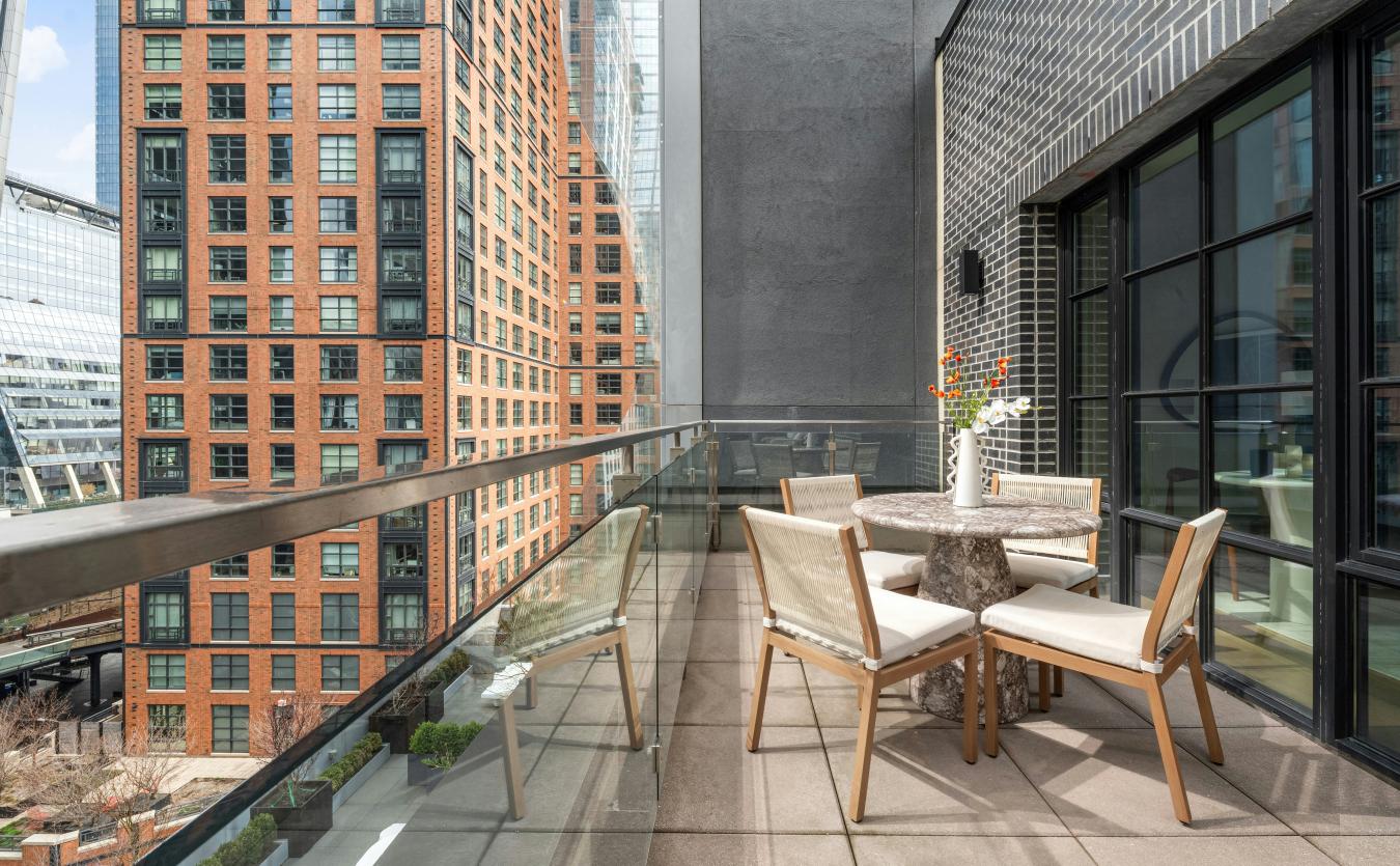 Chelsea, New York, 10001, United States, 2 Bedrooms Bedrooms, ,2 BathroomsBathrooms,Residential,For Sale,2044893