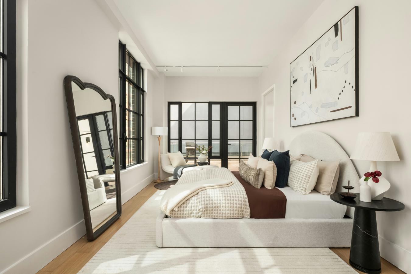 Chelsea, New York, 10001, United States, 2 Bedrooms Bedrooms, ,2 BathroomsBathrooms,Residential,For Sale,2044893