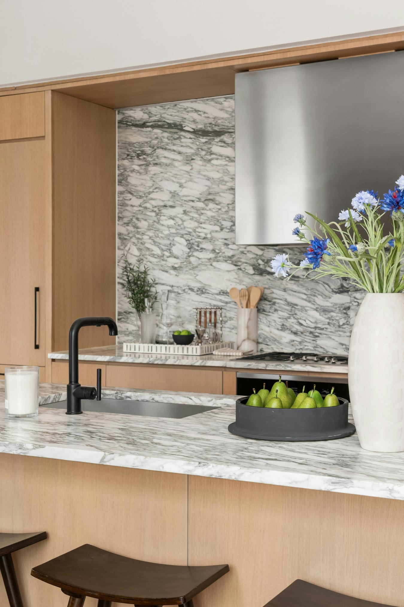Chelsea, New York, 10001, United States, 2 Bedrooms Bedrooms, ,2 BathroomsBathrooms,Residential,For Sale,2044893