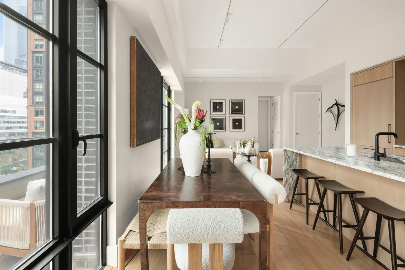 Chelsea, New York, 10001, United States, 2 Bedrooms Bedrooms, ,2 BathroomsBathrooms,Residential,For Sale,2044893