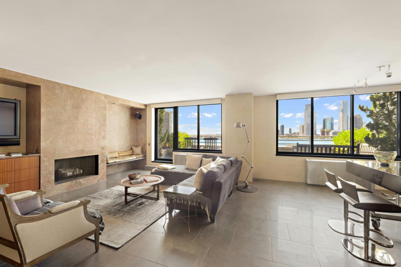 Battery Park City, New York, 10280, United States, 2 Bedrooms Bedrooms, ,2 BathroomsBathrooms,Residential,For Sale,2044889