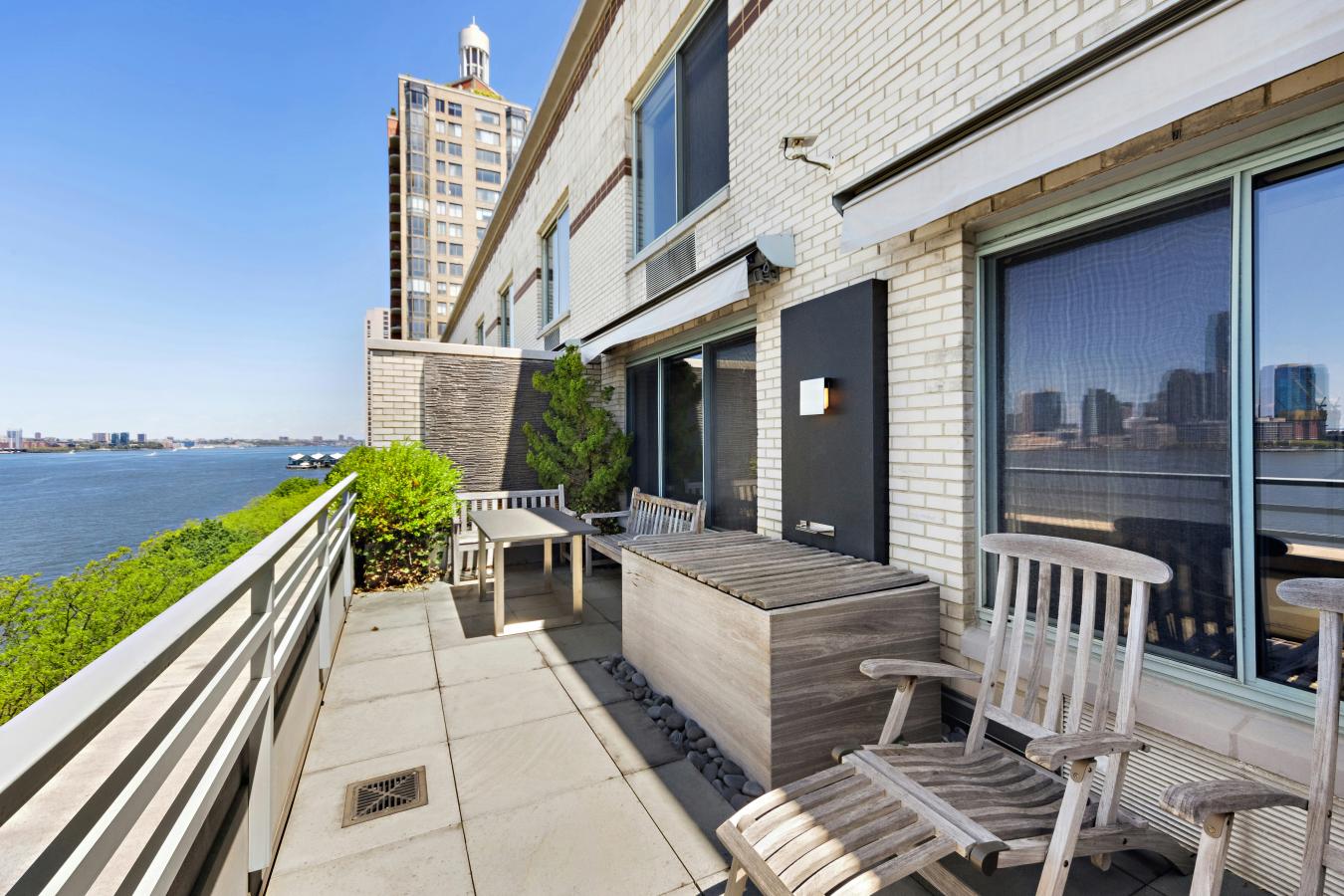 Battery Park City, New York, 10280, United States, 2 Bedrooms Bedrooms, ,2 BathroomsBathrooms,Residential,For Sale,2044889