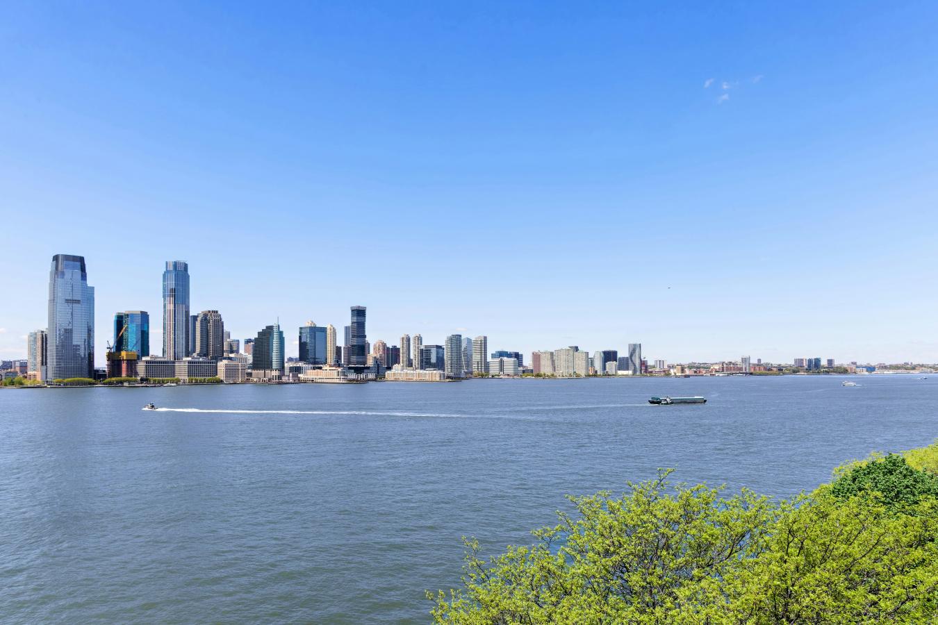 Battery Park City, New York, 10280, United States, 2 Bedrooms Bedrooms, ,2 BathroomsBathrooms,Residential,For Sale,2044889