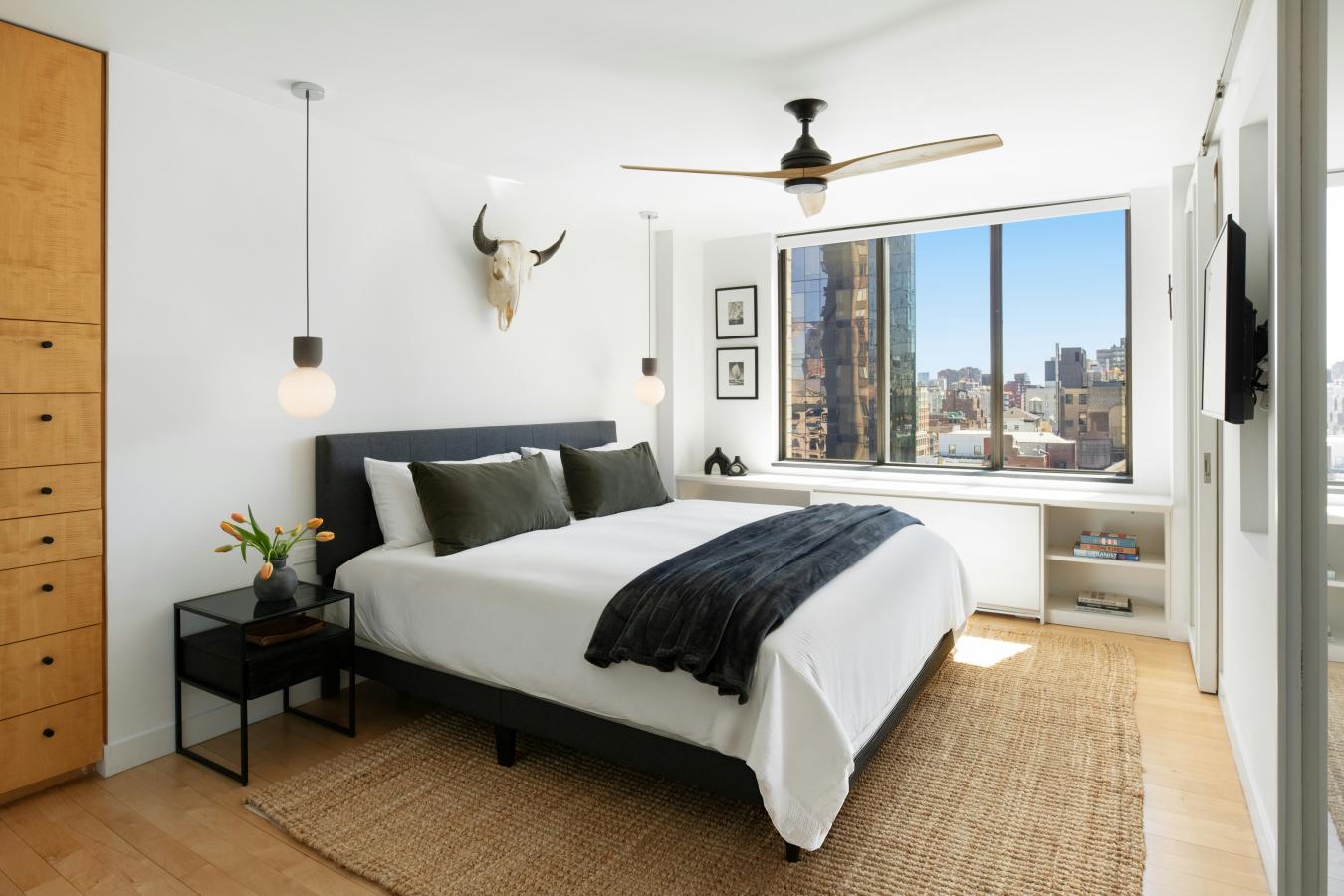 Flatiron, New York, 10010, United States, 2 Bedrooms Bedrooms, ,2 BathroomsBathrooms,Residential,For Sale,2044887