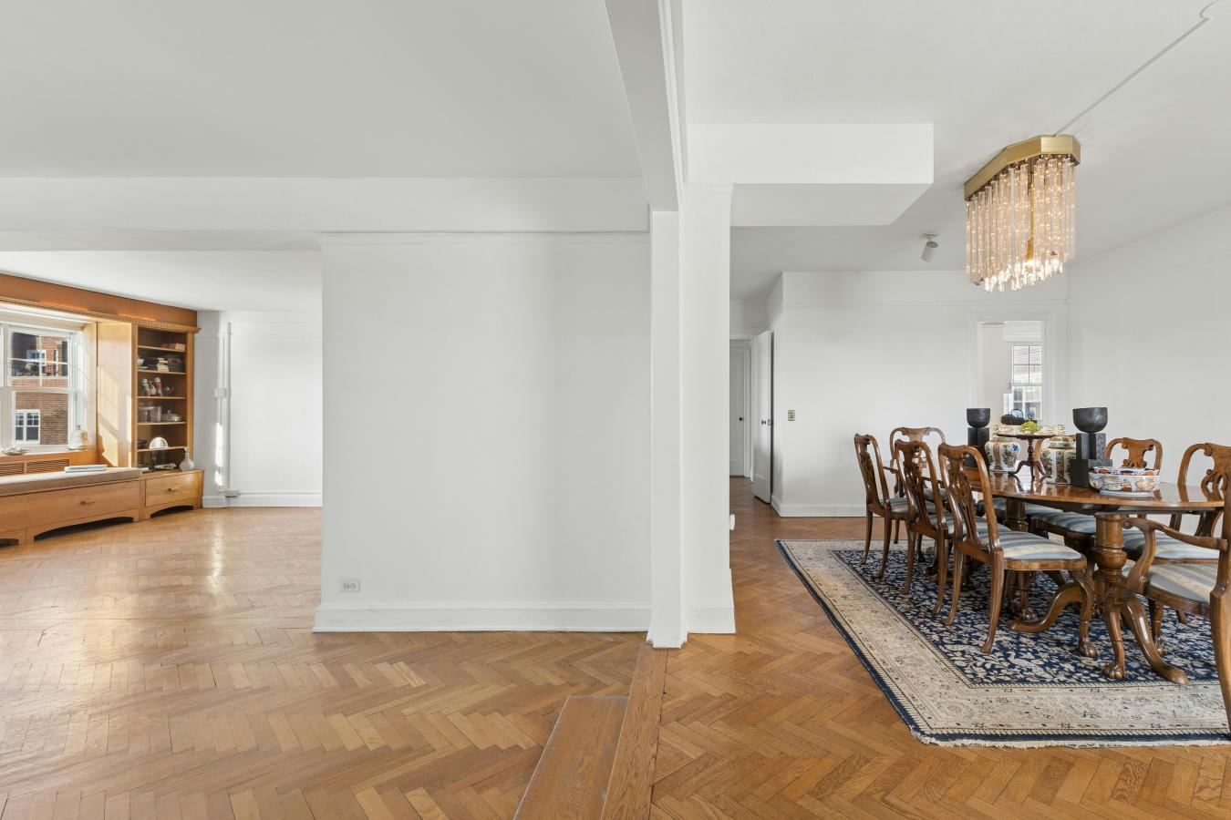 Washington Heights, New York, 10033, United States, 4 Bedrooms Bedrooms, ,3 BathroomsBathrooms,Residential,For Sale,2044886