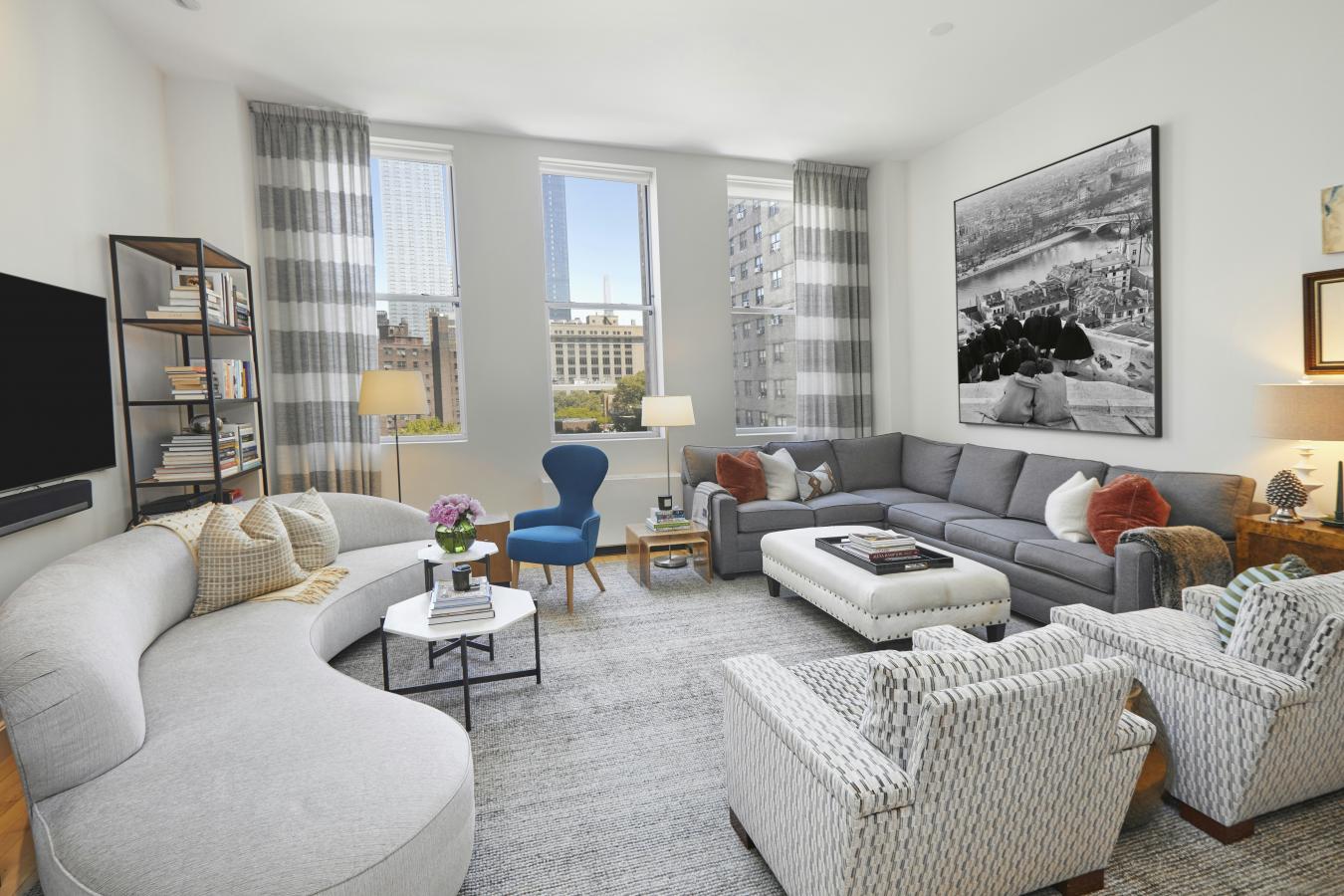 Chelsea, New York, 10011, United States, 1 Bedroom Bedrooms, ,2 BathroomsBathrooms,Residential,For Sale,2044885