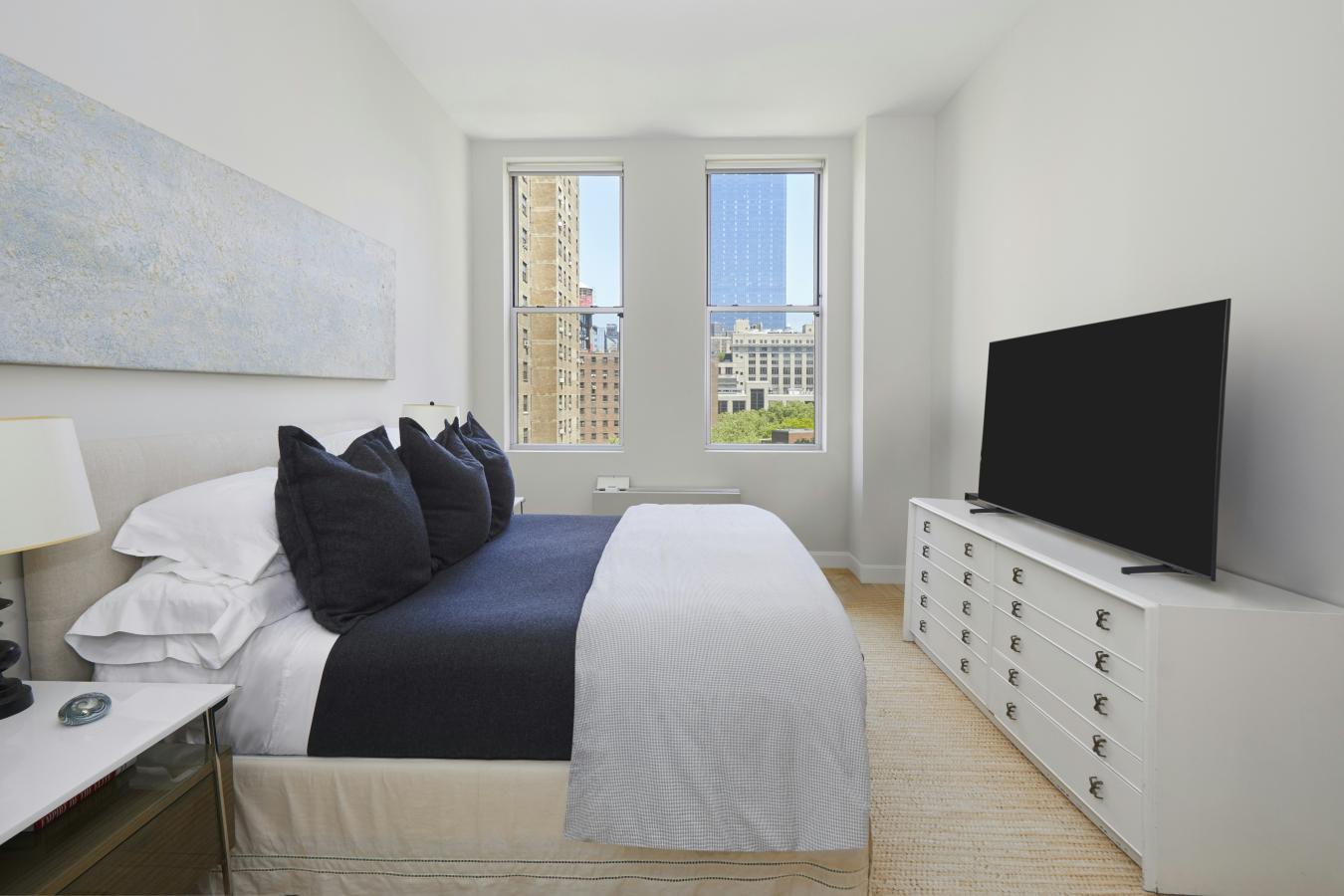 Chelsea, New York, 10011, United States, 1 Bedroom Bedrooms, ,2 BathroomsBathrooms,Residential,For Sale,2044885