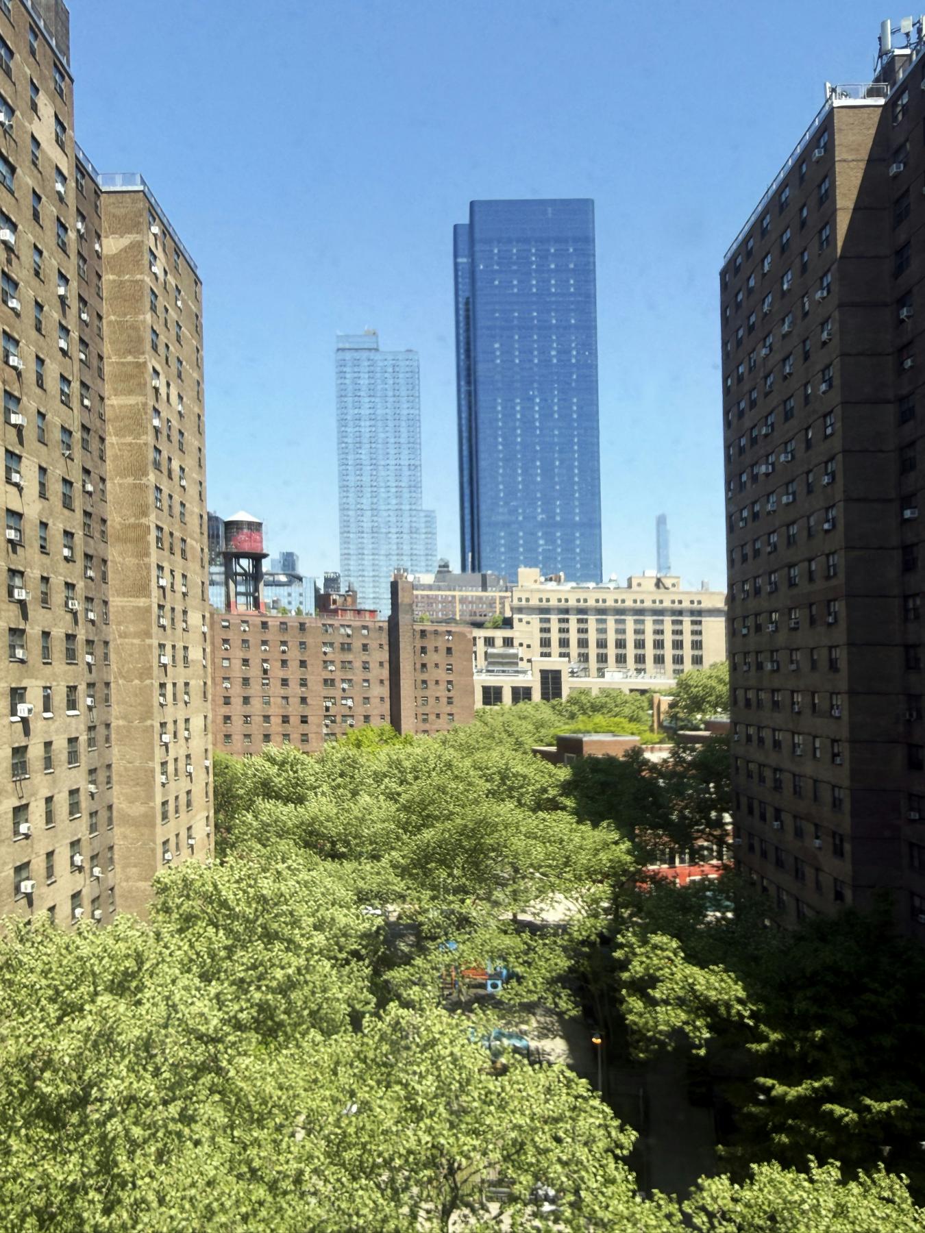 Chelsea, New York, 10011, United States, 1 Bedroom Bedrooms, ,2 BathroomsBathrooms,Residential,For Sale,2044885