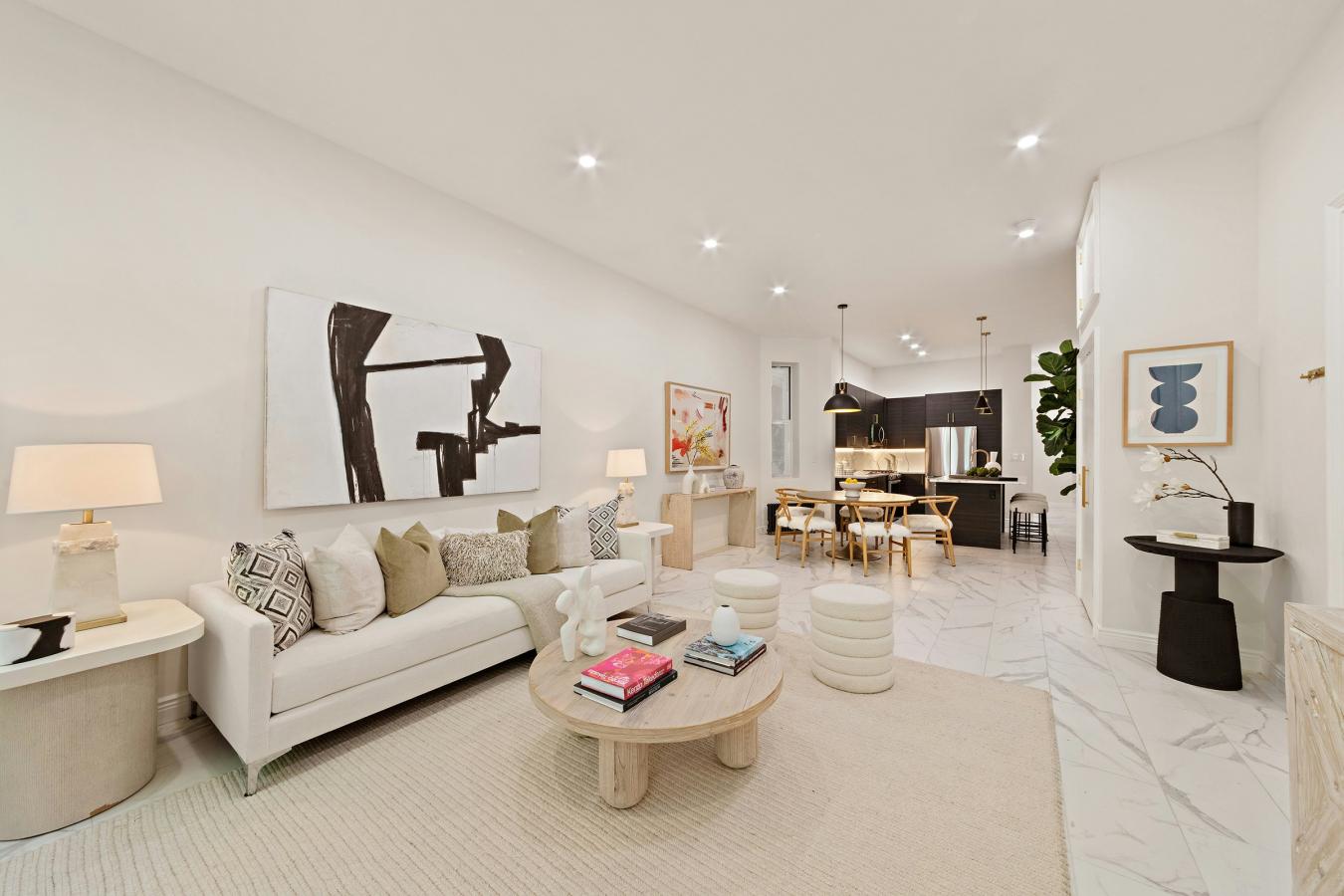 New York, New York, 10028, United States, 3 Bedrooms Bedrooms, ,2 BathroomsBathrooms,Residential,For Sale,2044880
