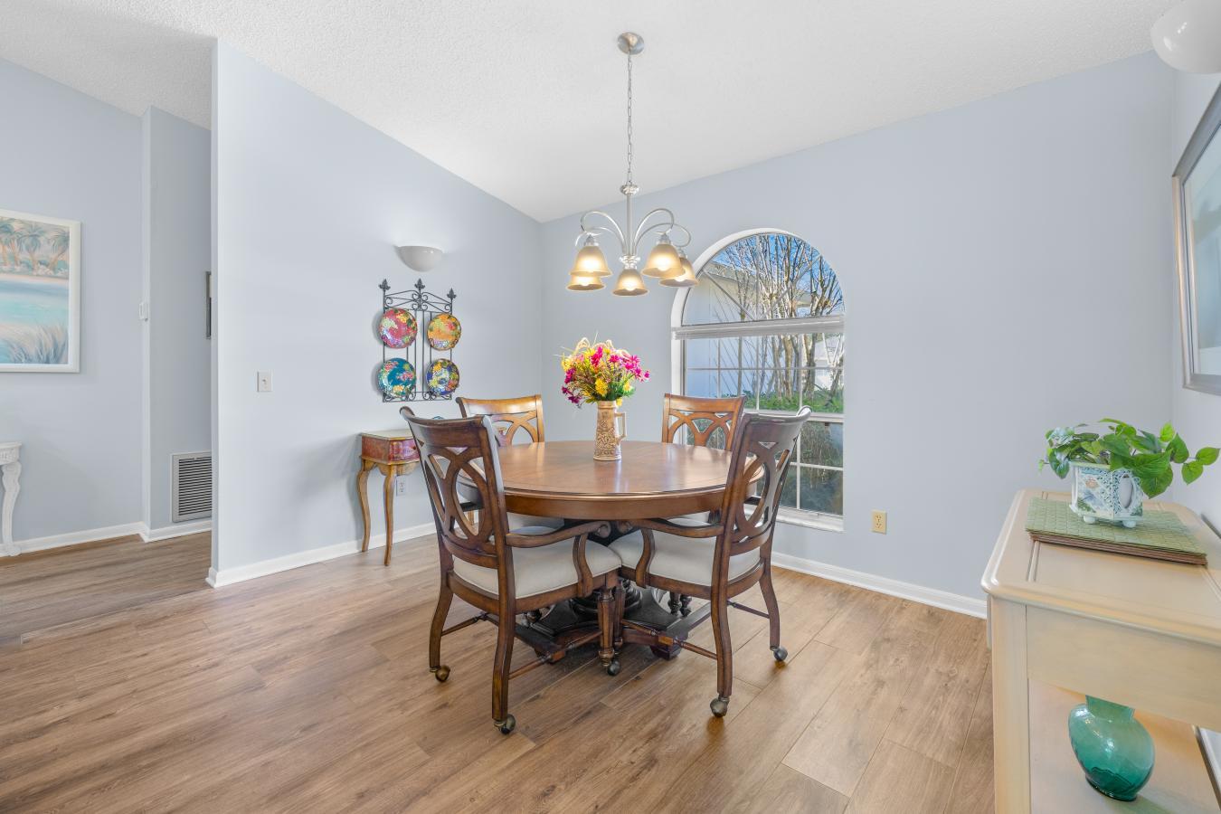 St Augustine, Florida, 32086, United States, 3 Bedrooms Bedrooms, ,3 BathroomsBathrooms,Residential,For Sale,2044869