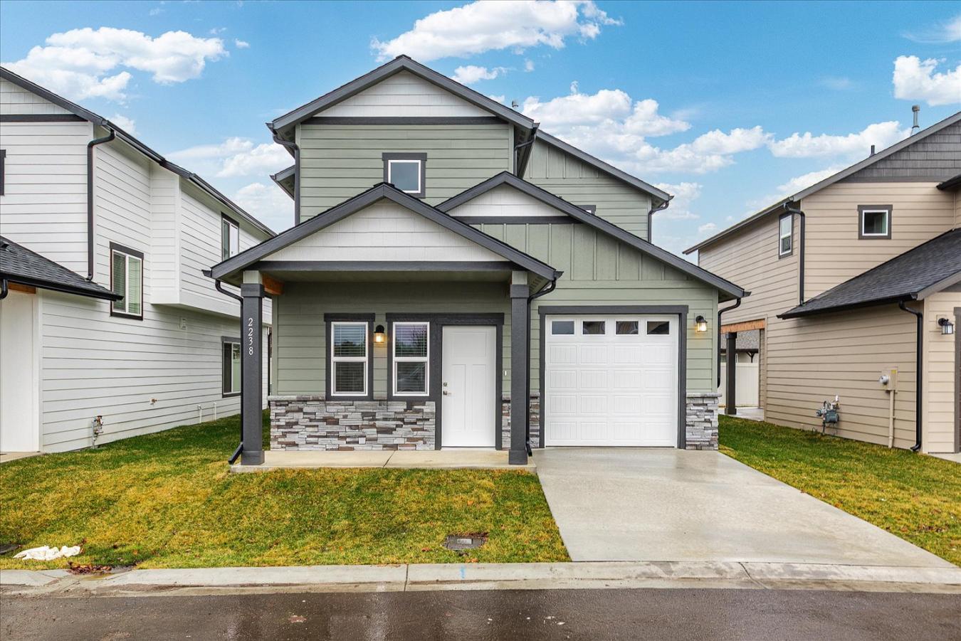$5k Builder Credit + Lender Credit! Completed, move-in ready new const – image 1