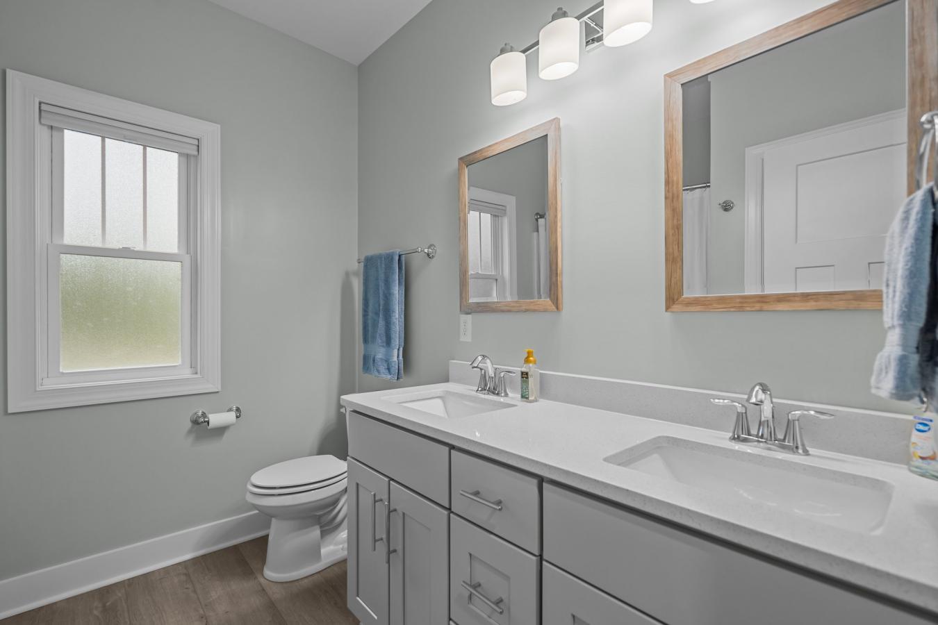 Hampstead, North Carolina, 28443, United States, 3 Bedrooms Bedrooms, ,2 BathroomsBathrooms,Residential,For Sale,2044868