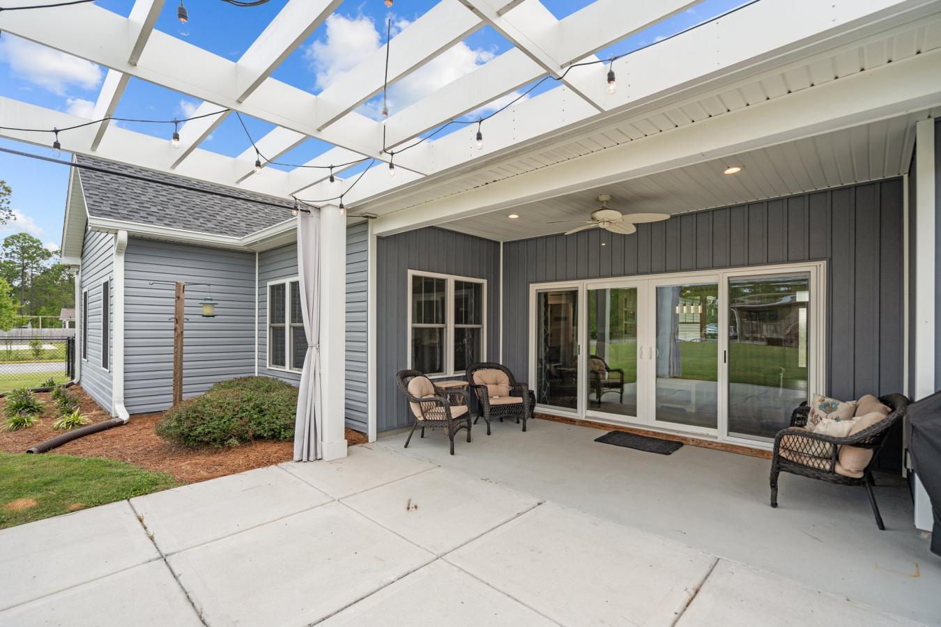 Hampstead, North Carolina, 28443, United States, 3 Bedrooms Bedrooms, ,2 BathroomsBathrooms,Residential,For Sale,2044868