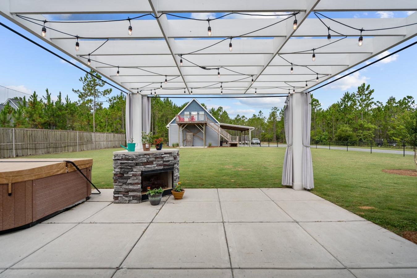 Hampstead, North Carolina, 28443, United States, 3 Bedrooms Bedrooms, ,2 BathroomsBathrooms,Residential,For Sale,2044868