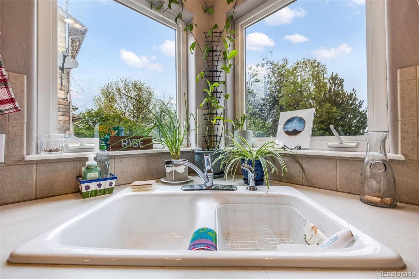 Longmont, Boulder, 80503, United States, 6 Bedrooms Bedrooms, ,5 BathroomsBathrooms,Residential,For Sale,2044867