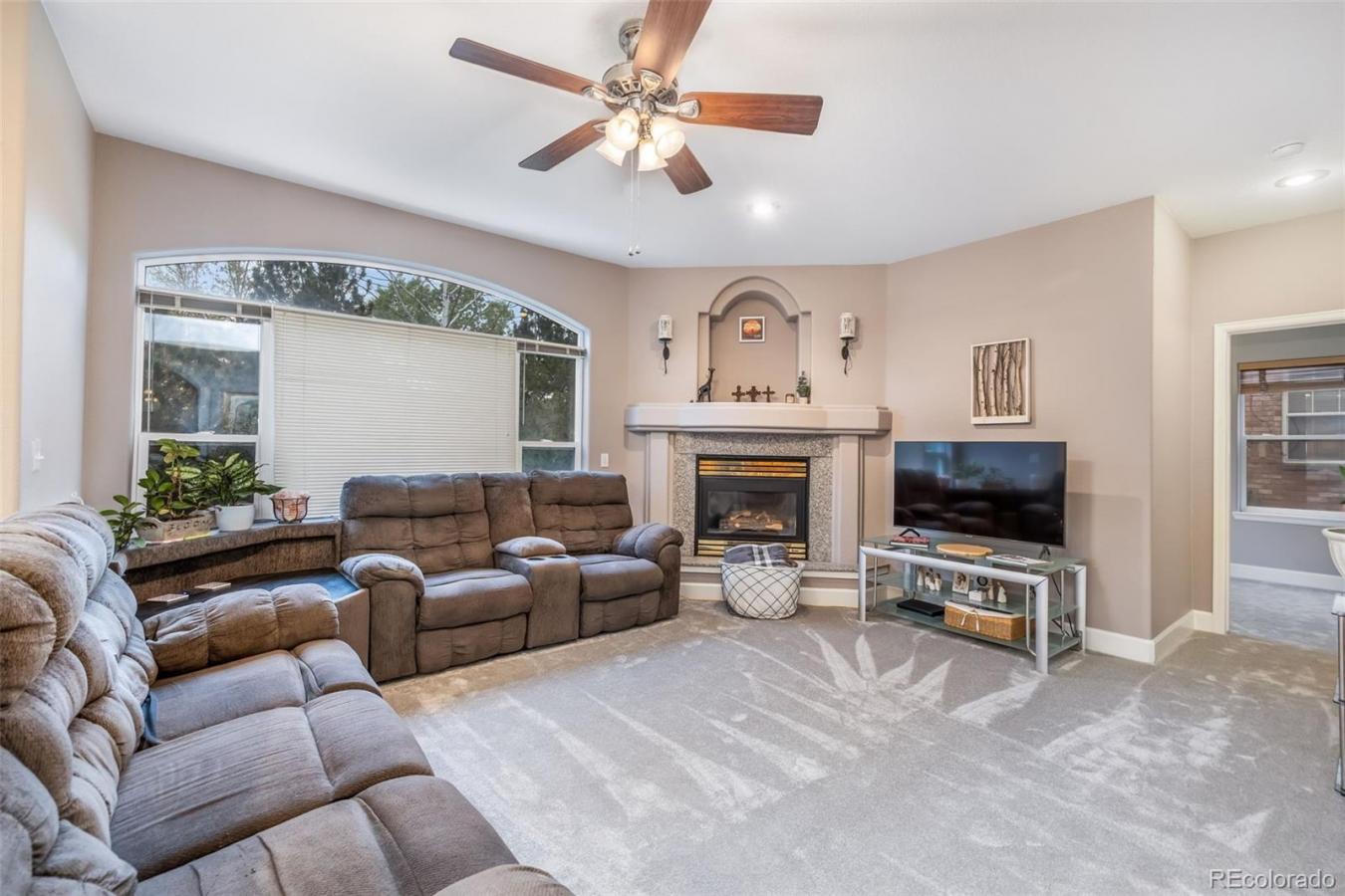 Longmont, Boulder, 80503, United States, 6 Bedrooms Bedrooms, ,5 BathroomsBathrooms,Residential,For Sale,2044867