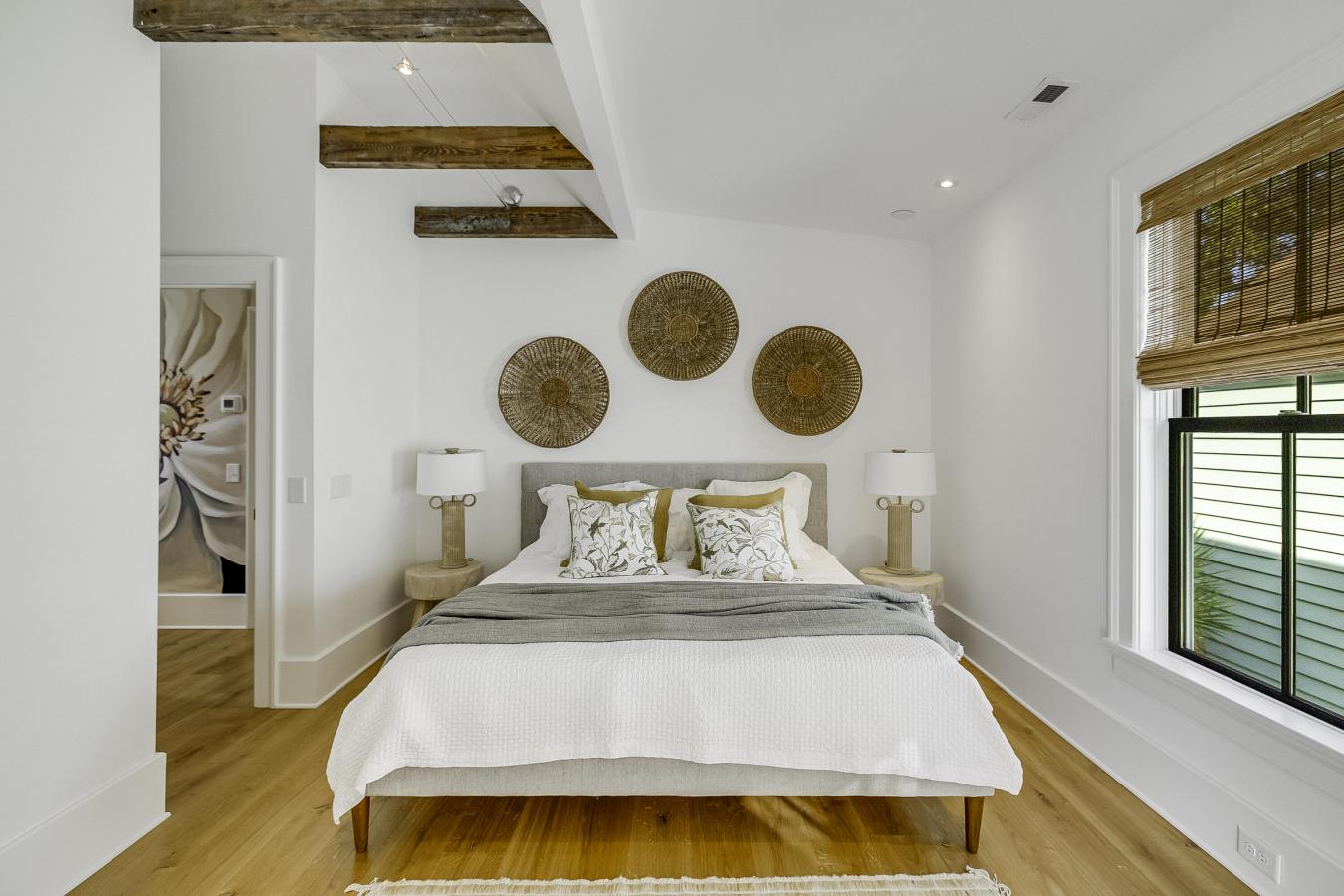 Charleston, Charleston, 29403, United States, 3 Bedrooms Bedrooms, ,3 BathroomsBathrooms,Residential,For Sale,2044865