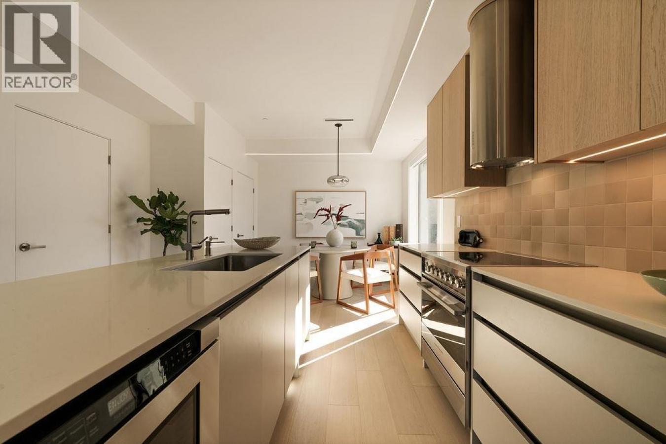 Vancouver, BC, V5Z2H9, Canada, 3 Bedrooms Bedrooms, ,2 BathroomsBathrooms,Residential,For Sale,2045315