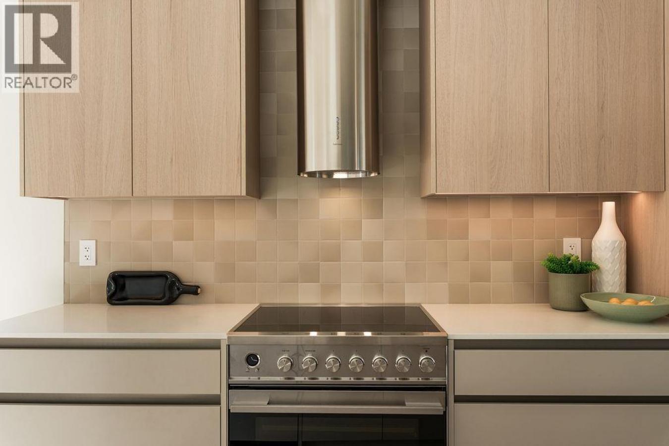 Vancouver, BC, V5Z2H9, Canada, 3 Bedrooms Bedrooms, ,2 BathroomsBathrooms,Residential,For Sale,2045315