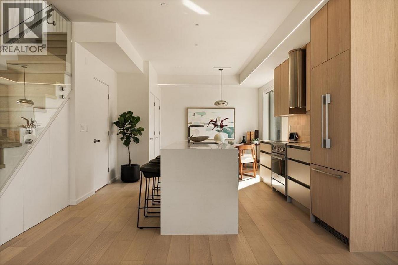 Vancouver, BC, V5Z2H9, Canada, 3 Bedrooms Bedrooms, ,2 BathroomsBathrooms,Residential,For Sale,2045315