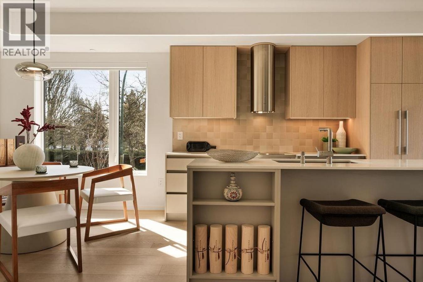 Vancouver, BC, V5Z2H9, Canada, 3 Bedrooms Bedrooms, ,2 BathroomsBathrooms,Residential,For Sale,2045315