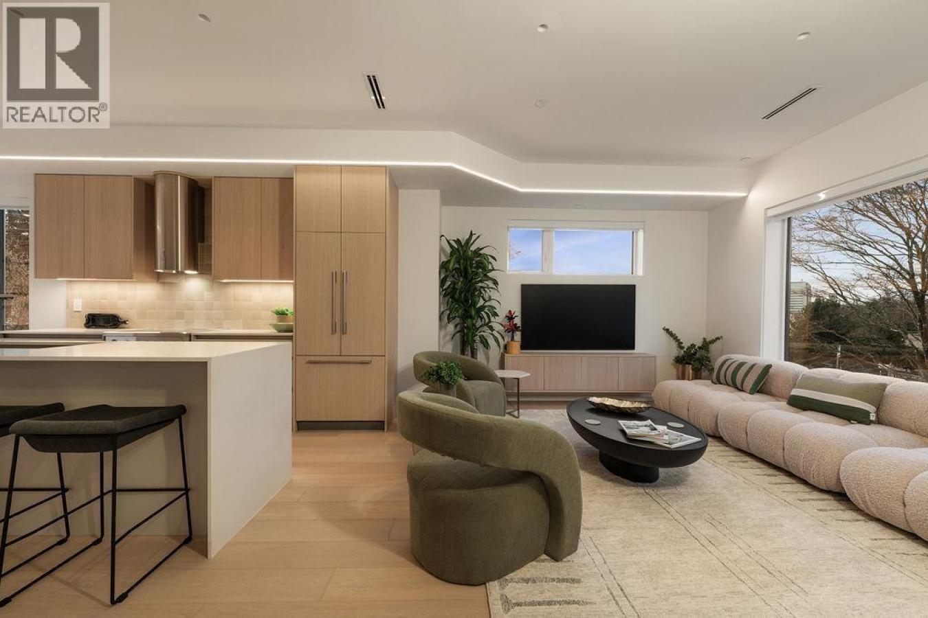 Vancouver, BC, V5Z2H9, Canada, 3 Bedrooms Bedrooms, ,2 BathroomsBathrooms,Residential,For Sale,2045315