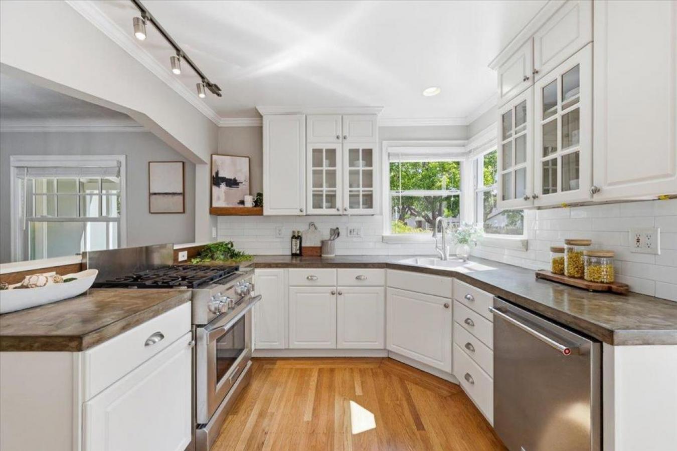 Redwood City, San Mateo, 94062, United States, 3 Bedrooms Bedrooms, ,2 BathroomsBathrooms,Residential,For Sale,2045314