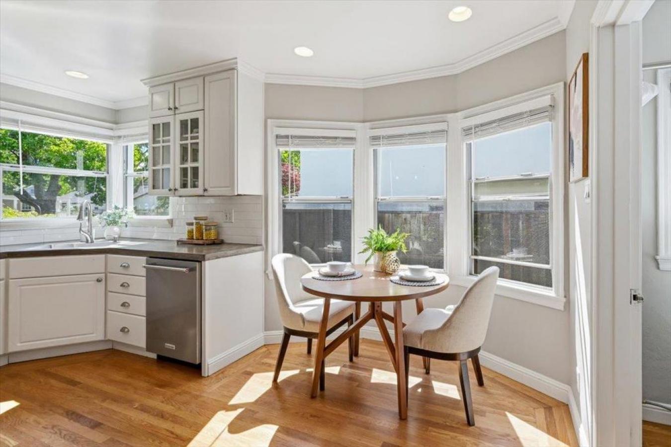 Redwood City, San Mateo, 94062, United States, 3 Bedrooms Bedrooms, ,2 BathroomsBathrooms,Residential,For Sale,2045314
