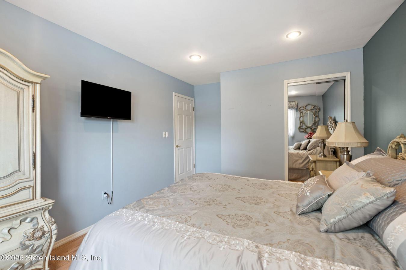 Staten Island, Richmond, 10309, United States, 4 Bedrooms Bedrooms, ,3 BathroomsBathrooms,Residential,For Sale,2045310