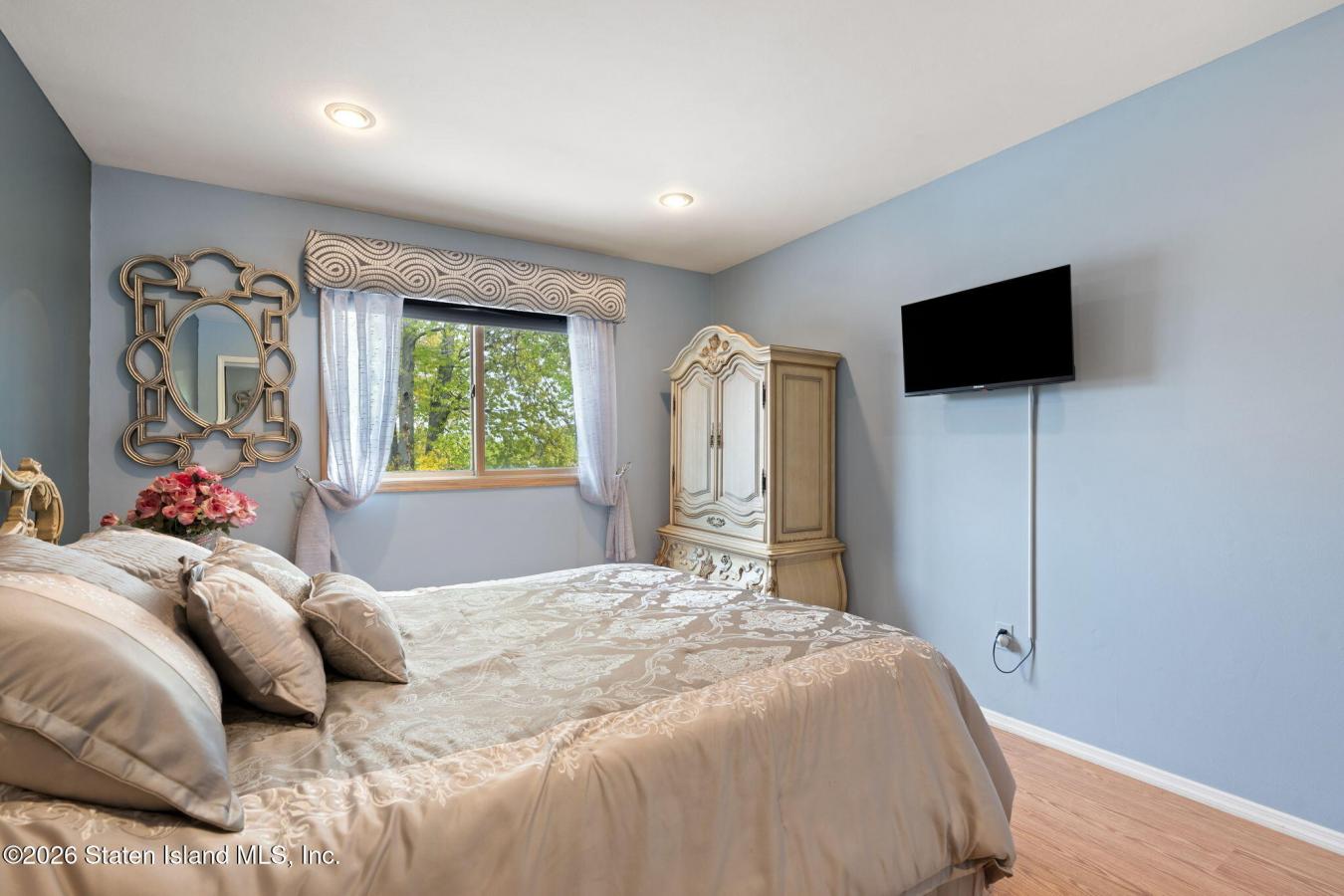 Staten Island, Richmond, 10309, United States, 4 Bedrooms Bedrooms, ,3 BathroomsBathrooms,Residential,For Sale,2045310