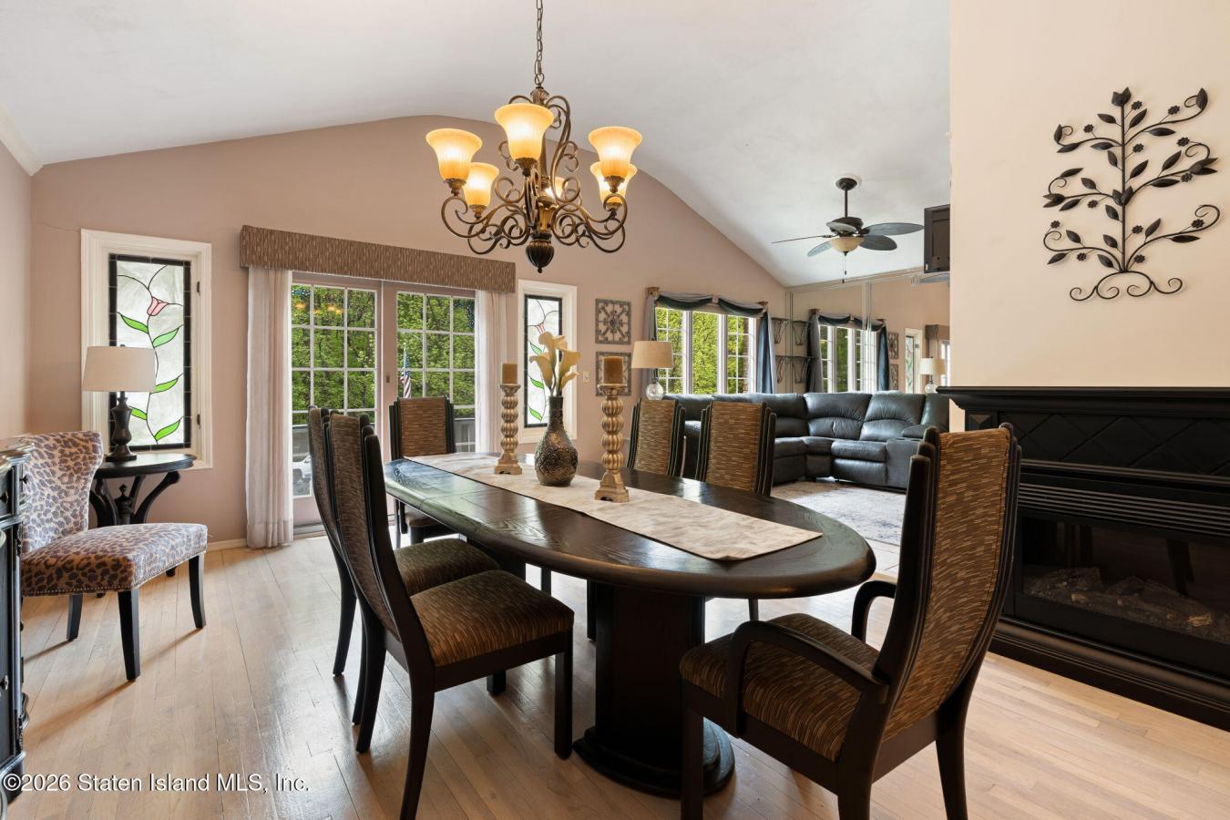 Staten Island, Richmond, 10309, United States, 4 Bedrooms Bedrooms, ,3 BathroomsBathrooms,Residential,For Sale,2045310