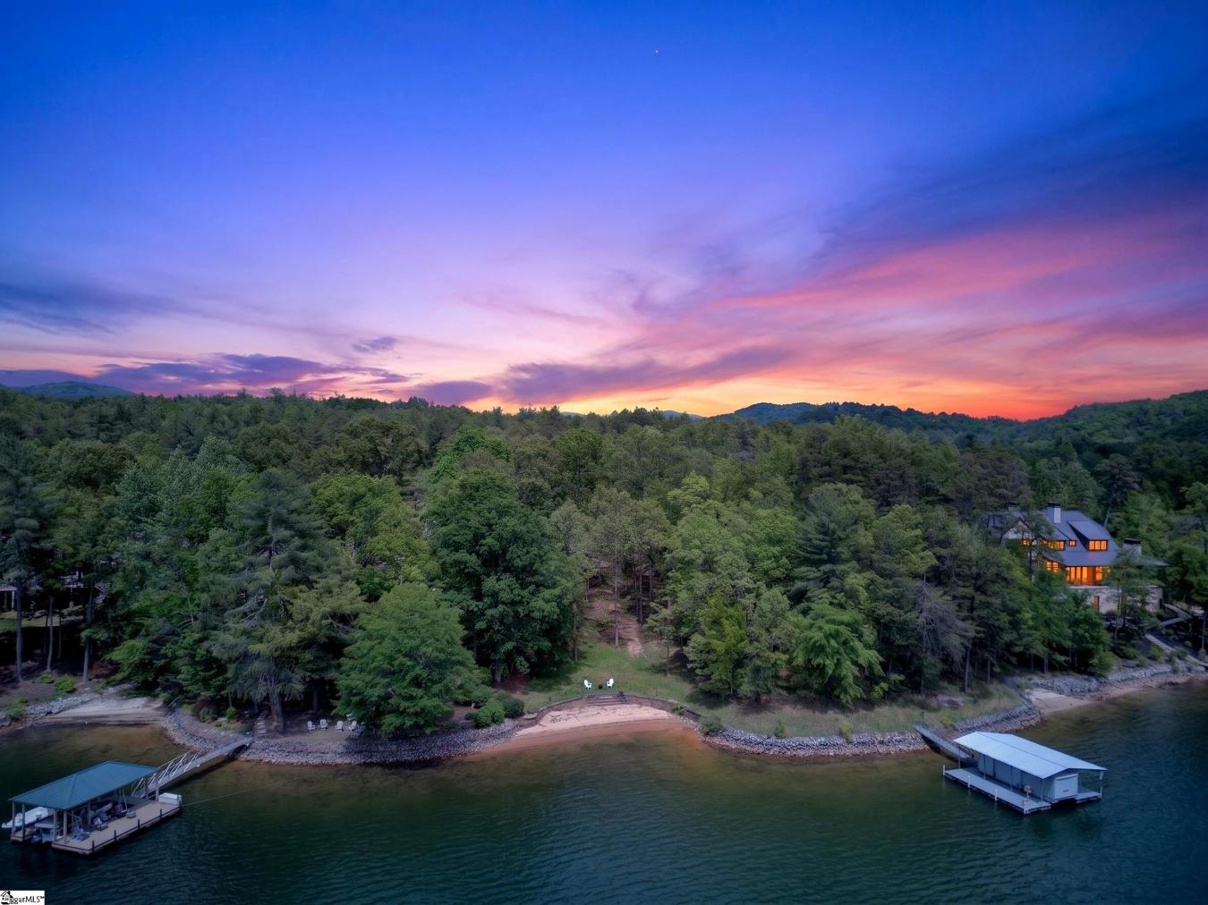 Sunset, Pickens, 29685, United States, ,Residential,For Sale,2045308